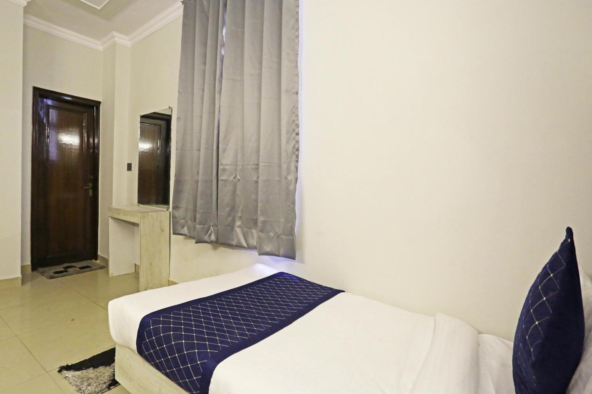 Hotel Ratandeep At Paharganj New Delhi Luaran gambar